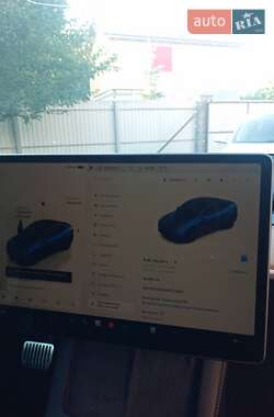 Позашляховик / Кросовер Tesla Model Y 2023 в 