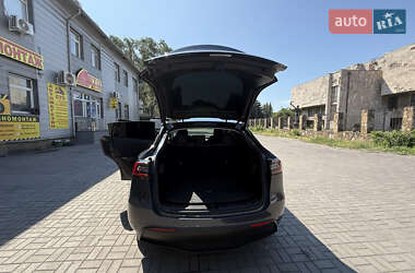 Позашляховик / Кросовер Tesla Model Y 2021 в 