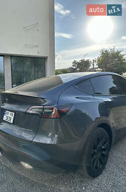 Позашляховик / Кросовер Tesla Model Y 2022 в 