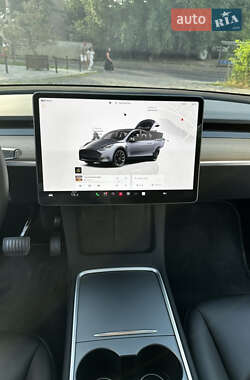Позашляховик / Кросовер Tesla Model Y 2022 в 