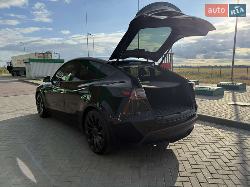 Внедорожник / Кроссовер Tesla Model Y 2022 в Днепре