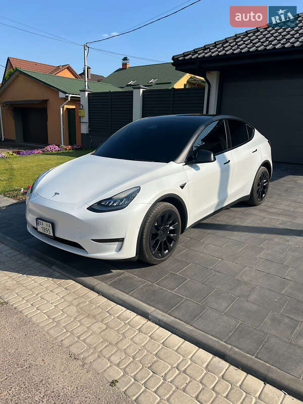 Внедорожник / Кроссовер Tesla Model Y 2022 в Кропивницком