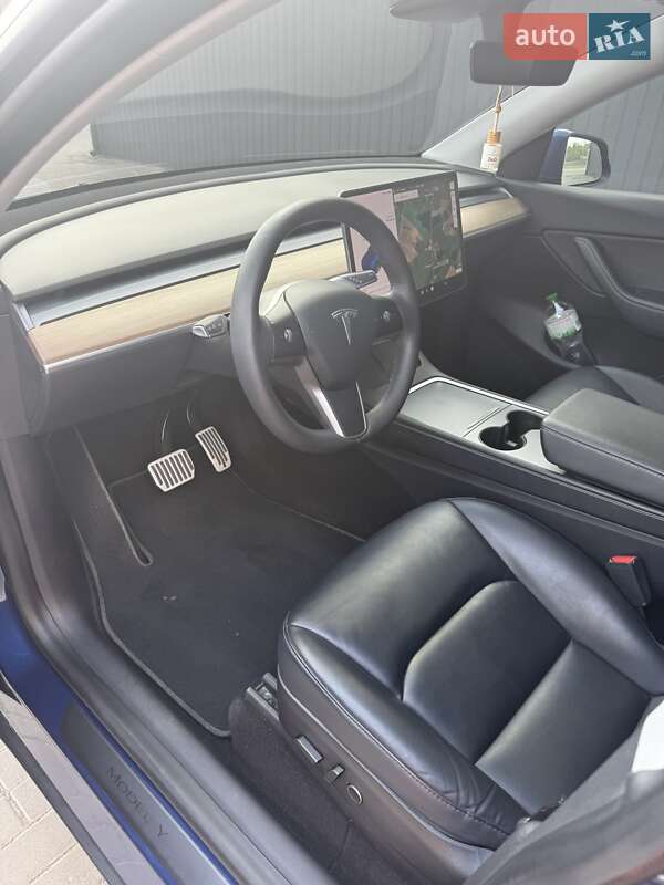 Внедорожник / Кроссовер Tesla Model Y 2021 в Львове