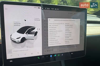 Позашляховик / Кросовер Tesla Model Y 2022 в 