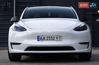 Внедорожник / Кроссовер Tesla Model Y 2024 в 