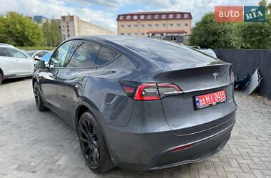 Внедорожник / Кроссовер Tesla Model Y 2021 в 