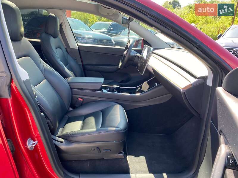 Позашляховик / Кросовер Tesla Model Y 2020 в Львові