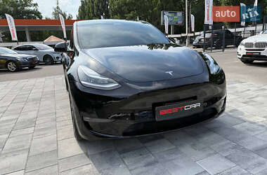 Позашляховик / Кросовер Tesla Model Y 2021 в 