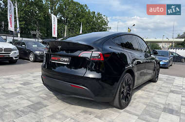 Позашляховик / Кросовер Tesla Model Y 2021 в 