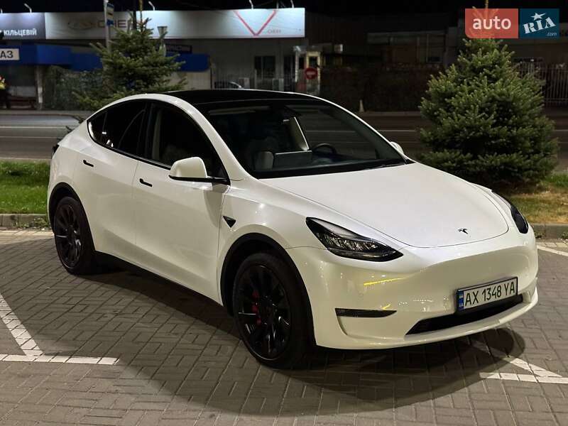 Позашляховик / Кросовер Tesla Model Y 2022 в Білій Церкві