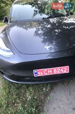 Внедорожник / Кроссовер Tesla Model Y 2023 в Полтаве