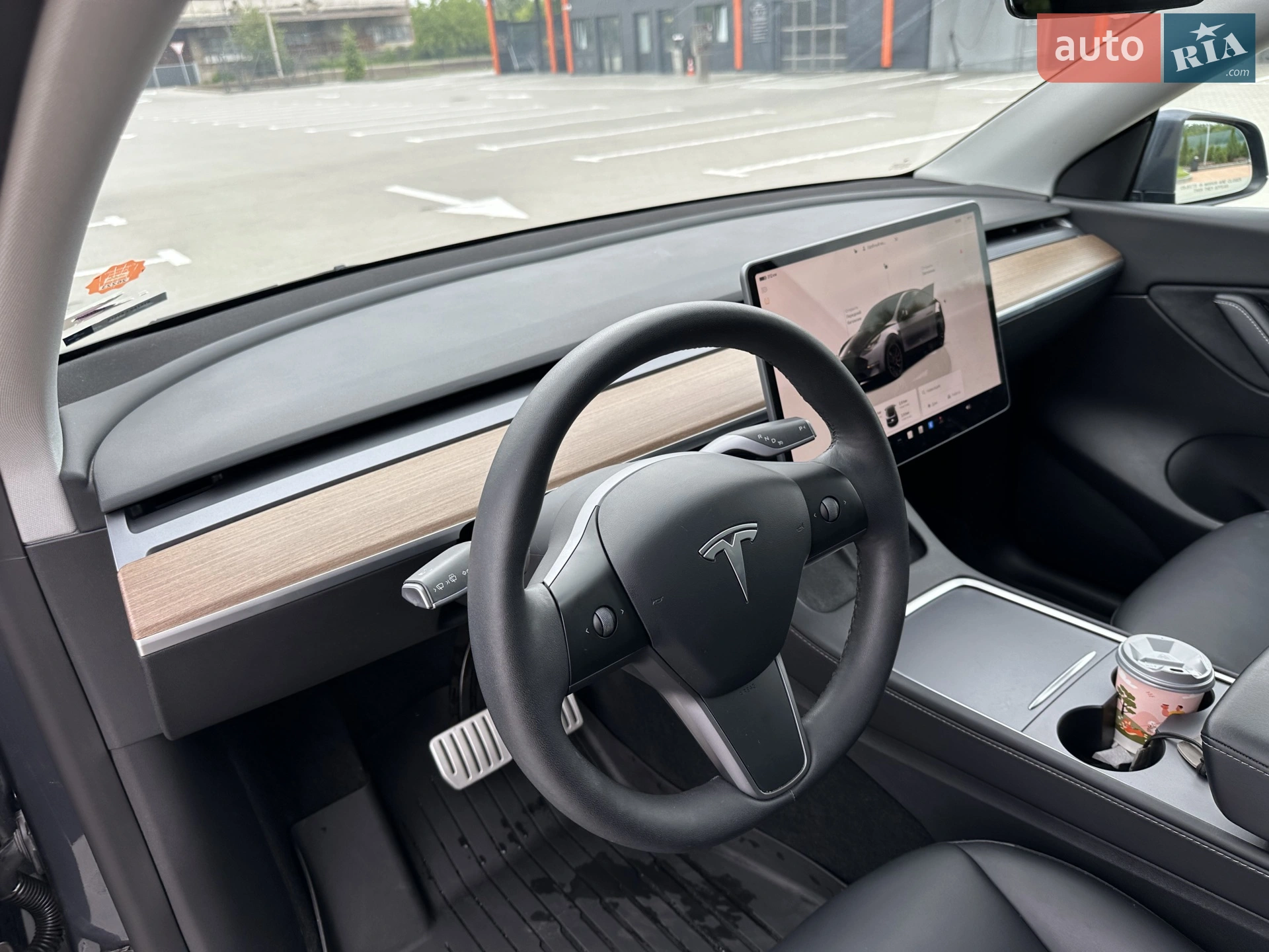 2022 Tesla Model Y - мініатюра 23