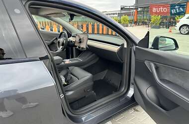 Позашляховик / Кросовер Tesla Model Y 2022 в 
