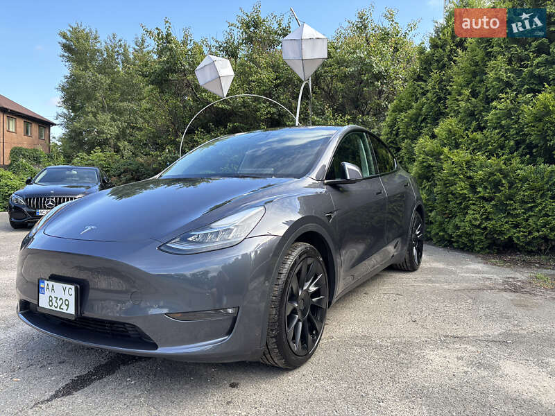 Позашляховик / Кросовер Tesla Model Y 2022 в Києві