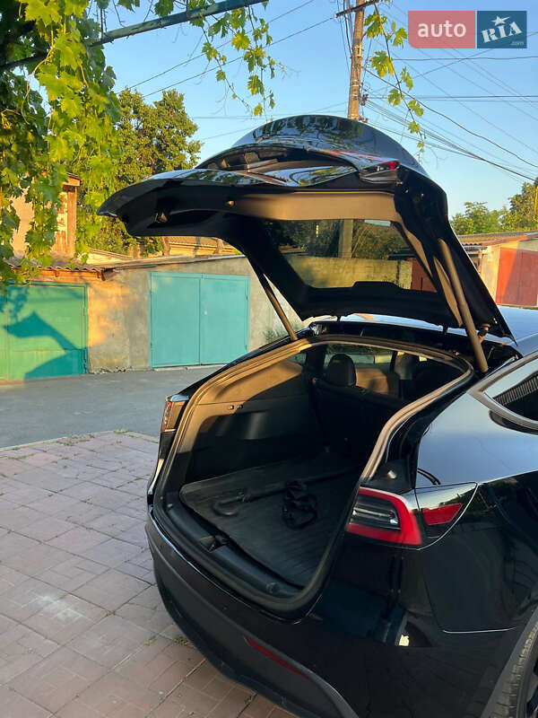 Внедорожник / Кроссовер Tesla Model Y 2022 в Одессе