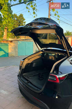 Внедорожник / Кроссовер Tesla Model Y 2022 в 