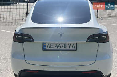 Позашляховик / Кросовер Tesla Model Y 2021 в 