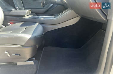 Позашляховик / Кросовер Tesla Model Y 2021 в 