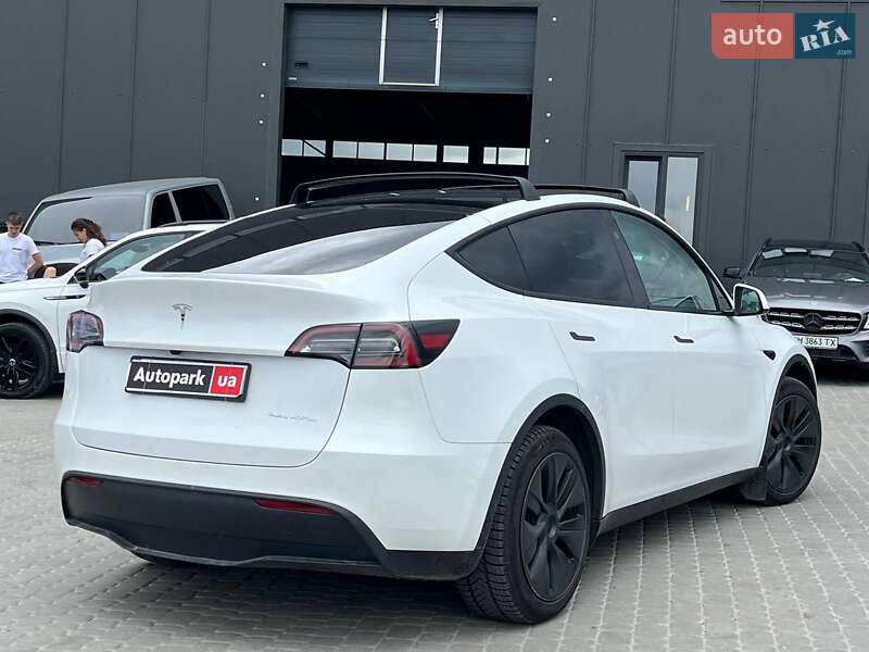 Позашляховик / Кросовер Tesla Model Y 2024 в Львові