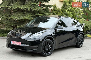 Позашляховик / Кросовер Tesla Model Y 2023 в Тернополі