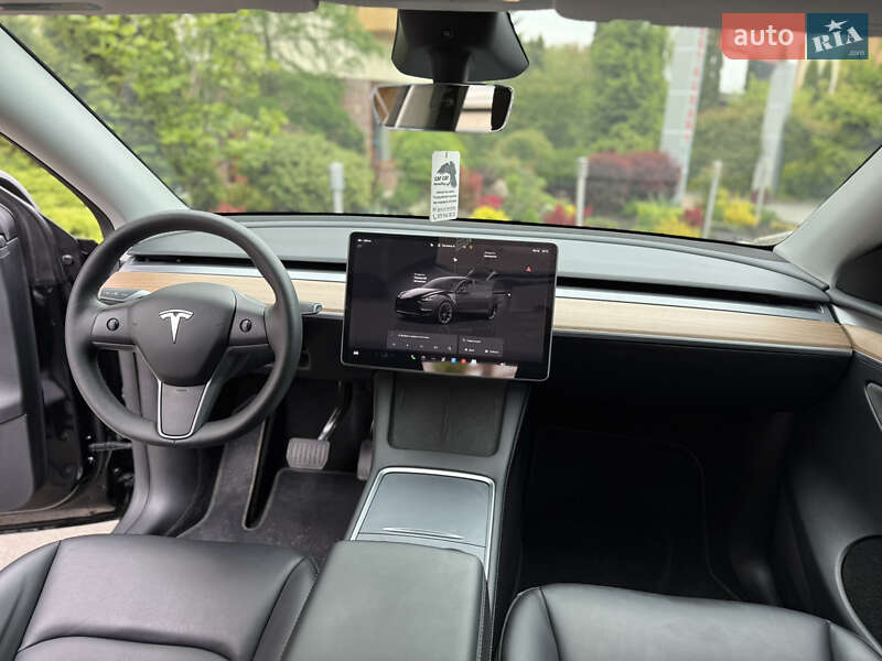 Внедорожник / Кроссовер Tesla Model Y 2023 в Тернополе
