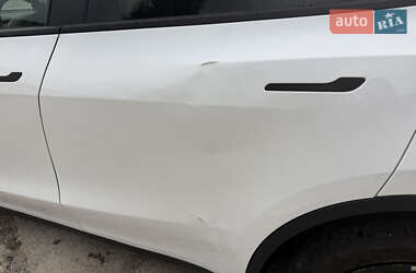 Позашляховик / Кросовер Tesla Model Y 2022 в 