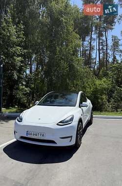 Внедорожник / Кроссовер Tesla Model Y 2021 в 
