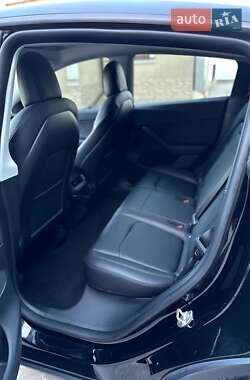 Позашляховик / Кросовер Tesla Model Y 2022 в 
