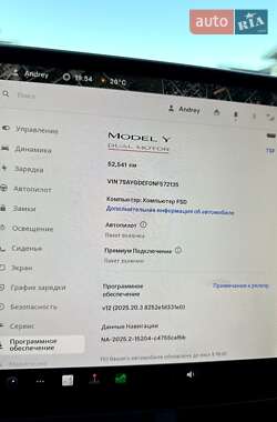 Позашляховик / Кросовер Tesla Model Y 2022 в 