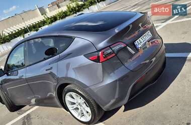 Позашляховик / Кросовер Tesla Model Y 2023 в 