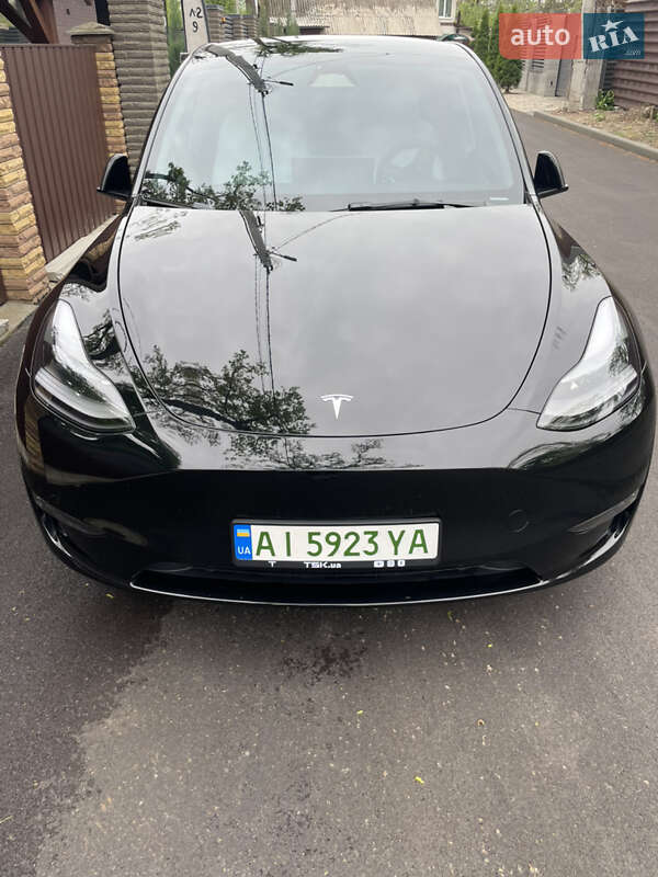 Позашляховик / Кросовер Tesla Model Y 2023 в Києві