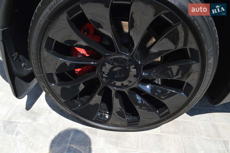 Позашляховик / Кросовер Tesla Model Y 2021 в Одесі