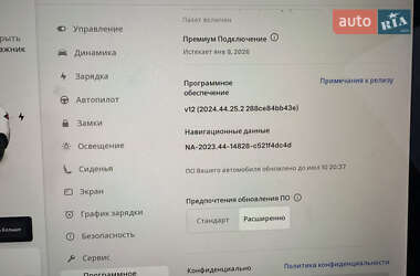 Позашляховик / Кросовер Tesla Model Y 2022 в 