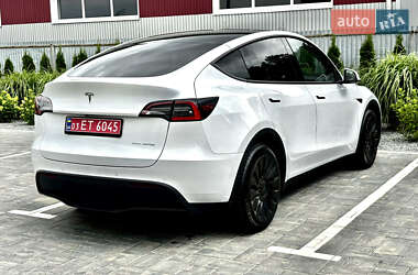 Внедорожник / Кроссовер Tesla Model Y 2021 в 