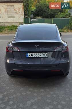 Позашляховик / Кросовер Tesla Model Y 2022 в 