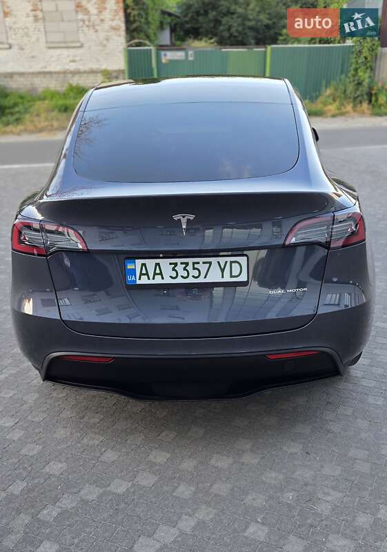 Позашляховик / Кросовер Tesla Model Y 2022 в Києві