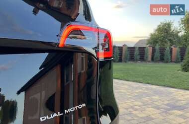 Внедорожник / Кроссовер Tesla Model Y 2023 в 
