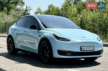 Позашляховик / Кросовер Tesla Model Y 2022 в 