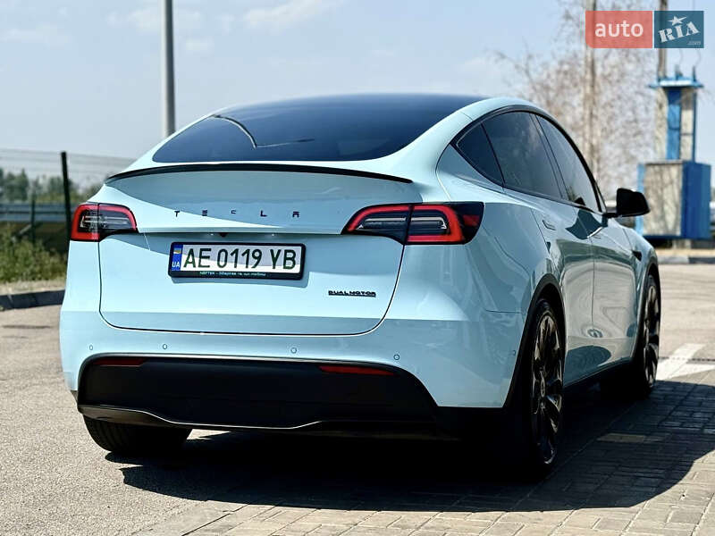 Внедорожник / Кроссовер Tesla Model Y 2022 в Днепре