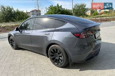 Внедорожник / Кроссовер Tesla Model Y 2021 в 