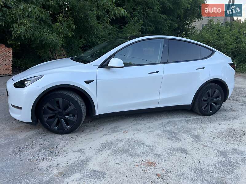 Внедорожник / Кроссовер Tesla Model Y 2024 в Белой Церкви