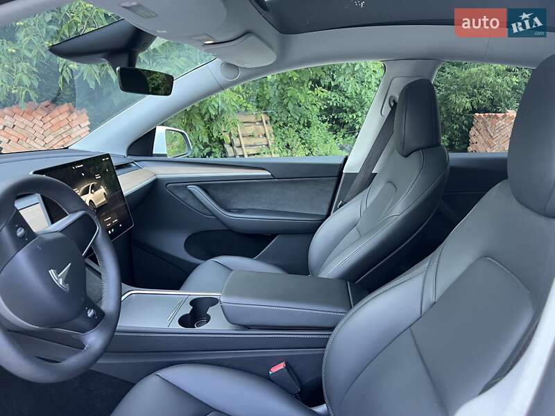 Внедорожник / Кроссовер Tesla Model Y 2024 в Белой Церкви