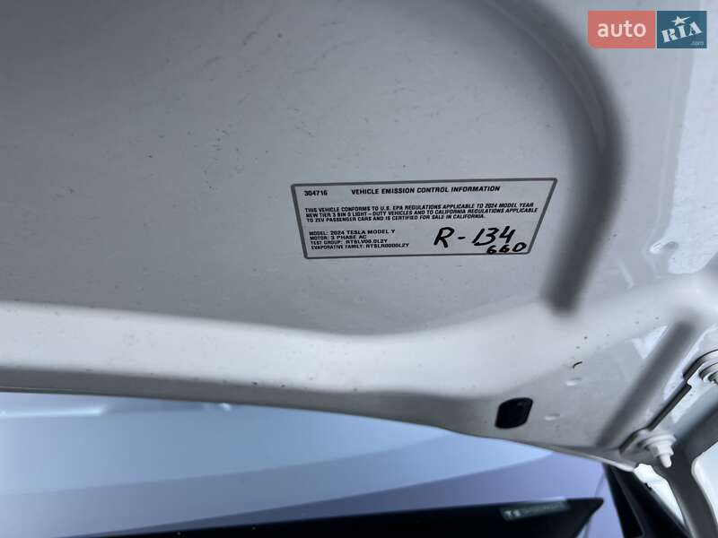 Внедорожник / Кроссовер Tesla Model Y 2024 в Белой Церкви