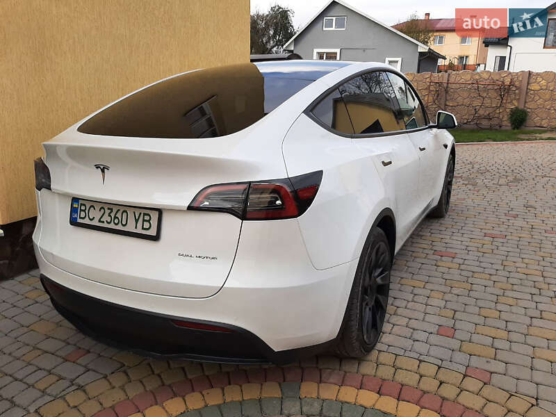 Позашляховик / Кросовер Tesla Model Y 2022 в Львові
