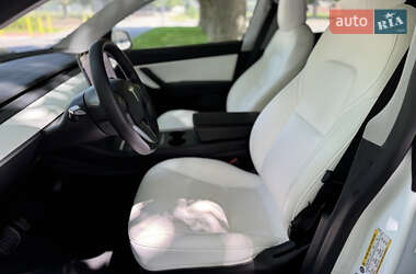 Внедорожник / Кроссовер Tesla Model Y 2022 в 