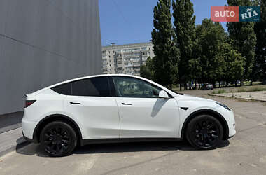 Внедорожник / Кроссовер Tesla Model Y 2022 в 