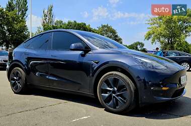 Внедорожник / Кроссовер Tesla Model Y 2024 в 
