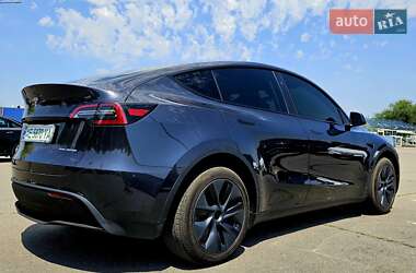 Внедорожник / Кроссовер Tesla Model Y 2024 в 