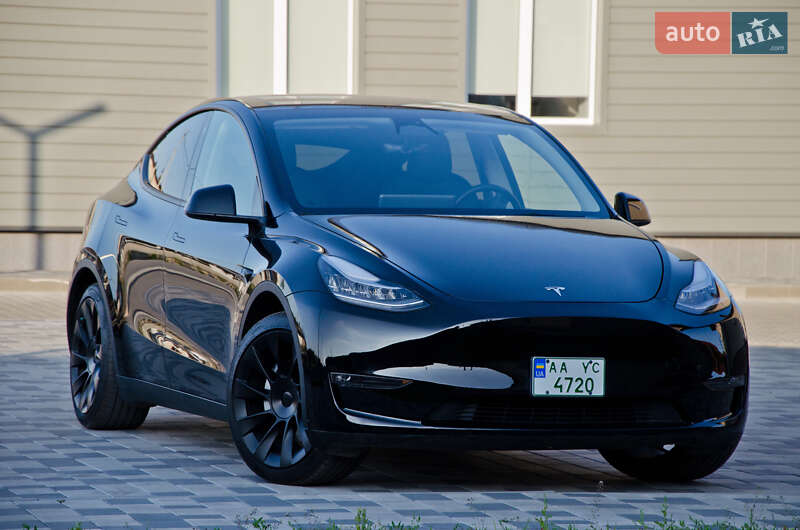 Позашляховик / Кросовер Tesla Model Y 2022 в Києві