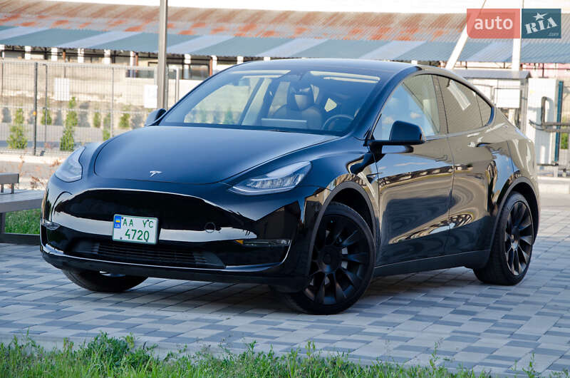 Позашляховик / Кросовер Tesla Model Y 2022 в Києві